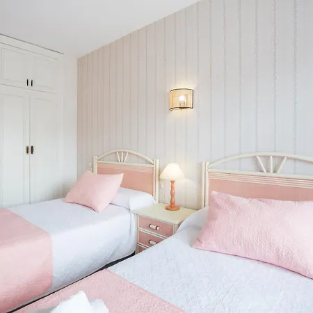 Flamingo Apartment *